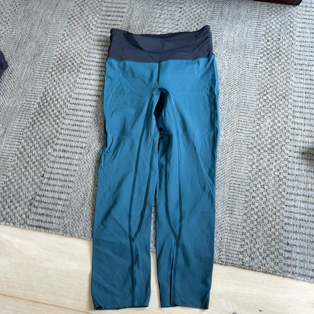 Lululemon cropped leggings